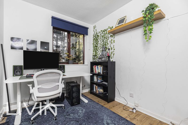 2 bed apartment for sale in Princess Road, Croydon 6