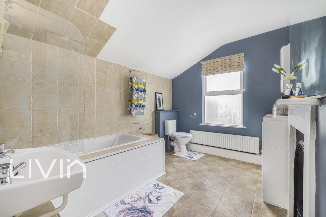 2 bed semi-detached house for sale in Sylverdale Road, Croydon 15