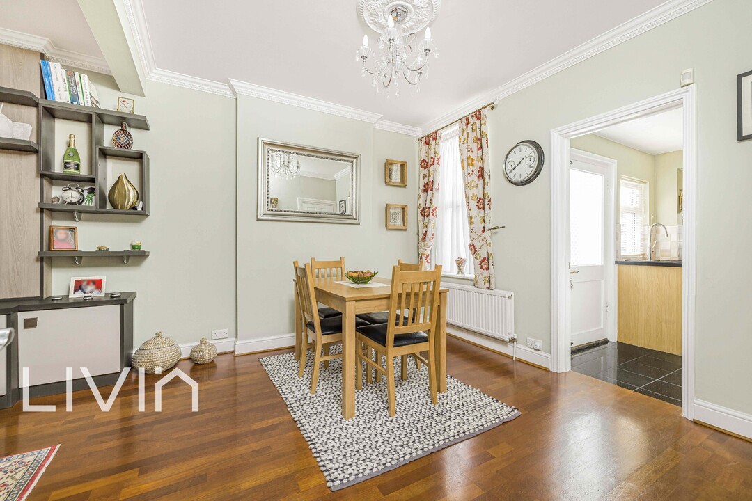 2 bed semi-detached house for sale in Sylverdale Road, Croydon 5