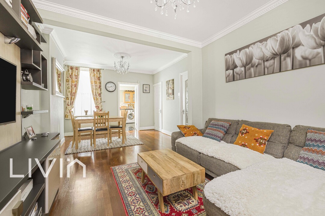 2 bed terraced house for sale in Sylverdale Road, Croydon  - Property Image 5