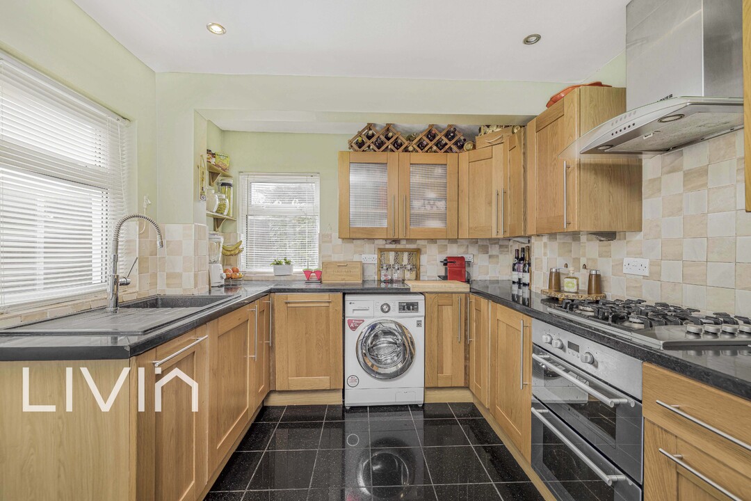 2 bed semi-detached house for sale in Sylverdale Road, Croydon 7