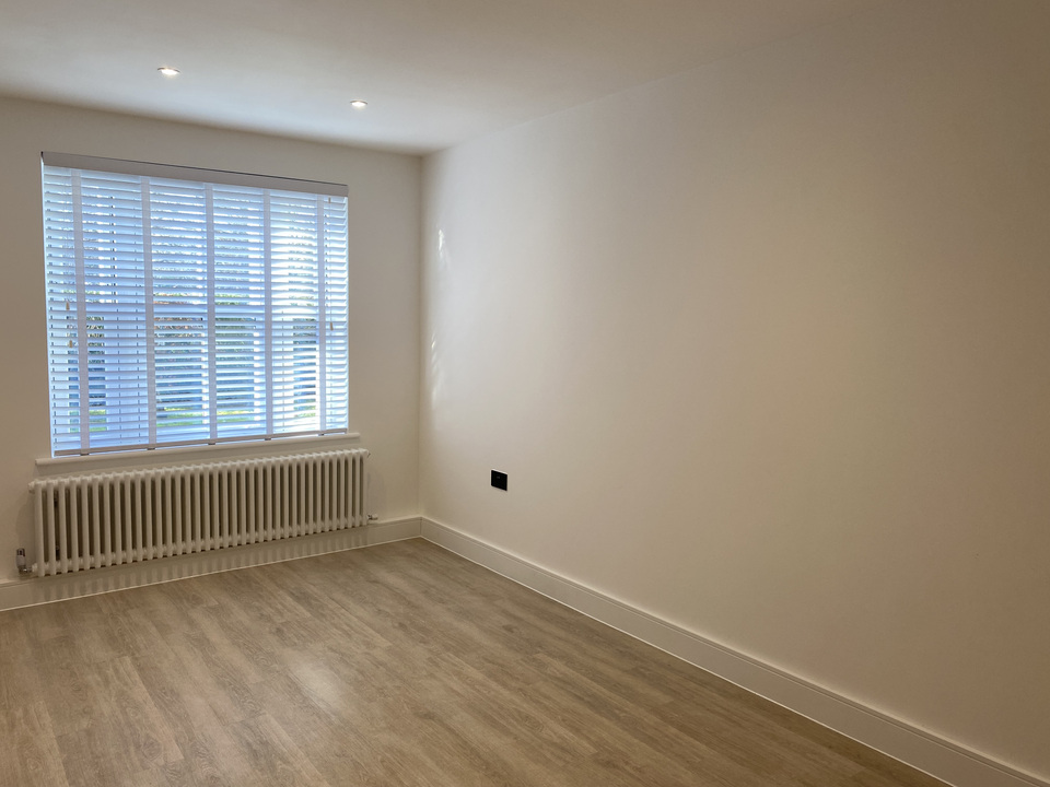 2 bed apartment to rent in Maplecourt, Croydon  - Property Image 4