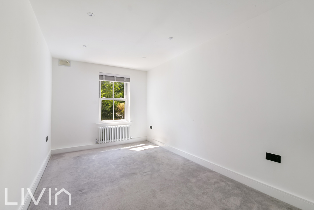 2 bed apartment to rent in Maplecourt, Croydon 4