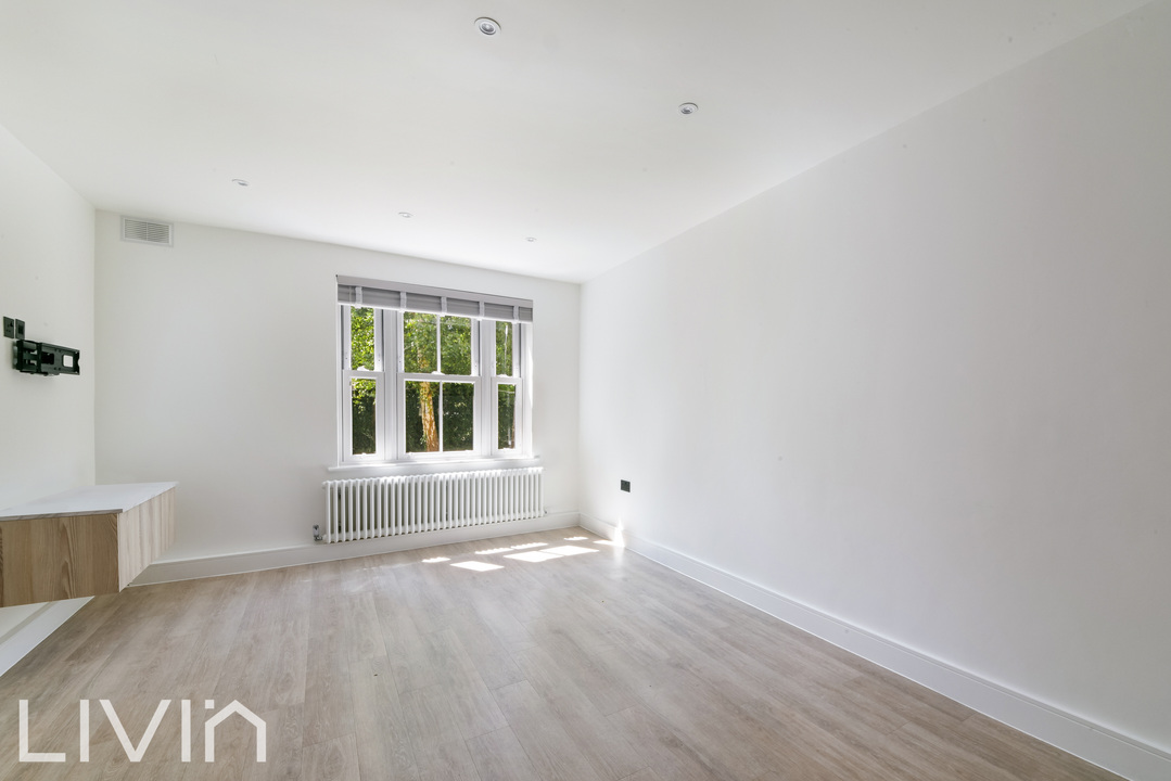 2 bed apartment to rent in Maplecourt, Croydon 3