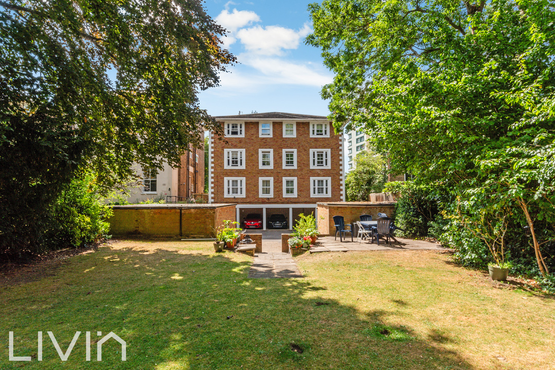 2 bed apartment to rent in Maplecourt, Croydon  - Property Image 1