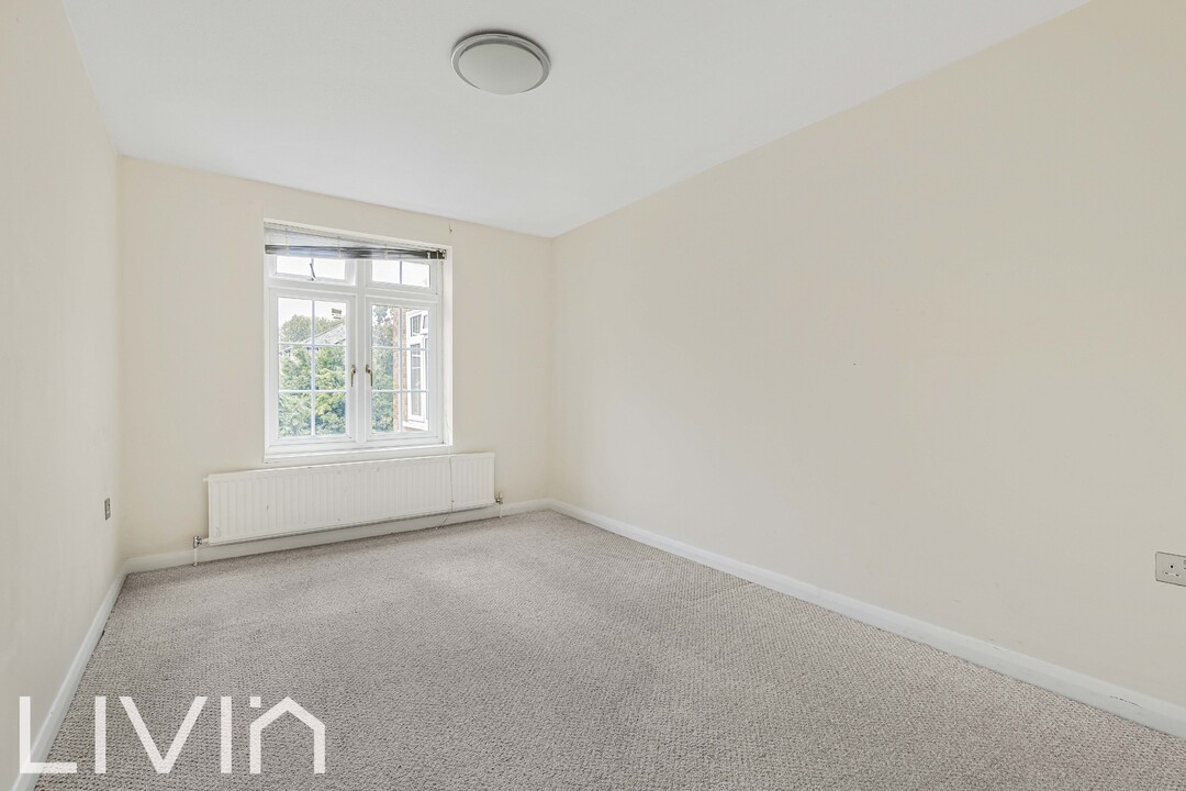 2 bed apartment to rent in Edith Court, Croydon 4
