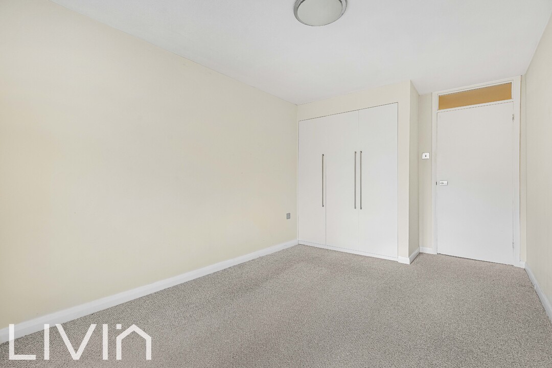 2 bed apartment to rent in Edith Court, Croydon 6
