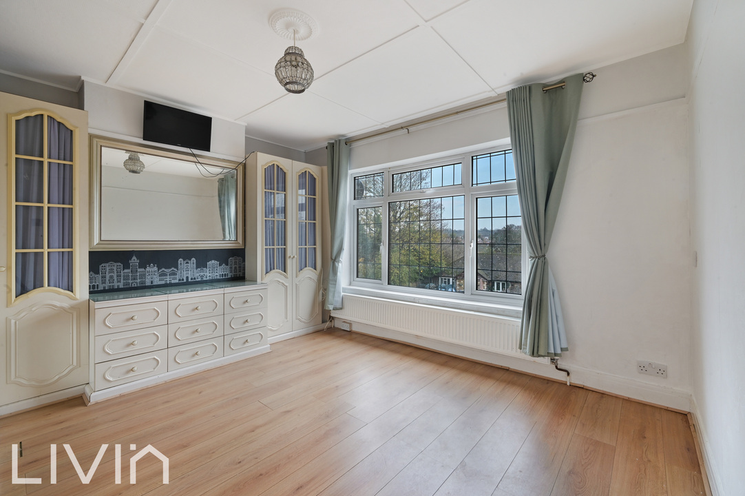 3 bed semi-detached house to rent in Selsdon Park Road, South Croydon 7