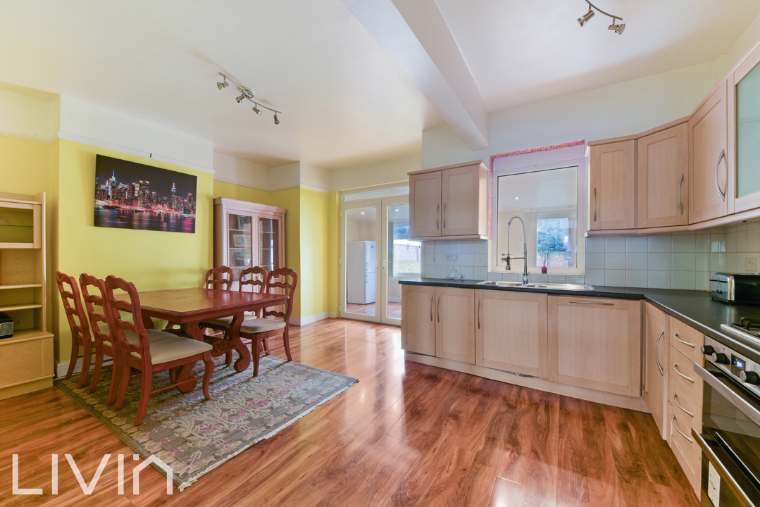 3 bed semi-detached house for sale in Westbourne Road, Croydon 3