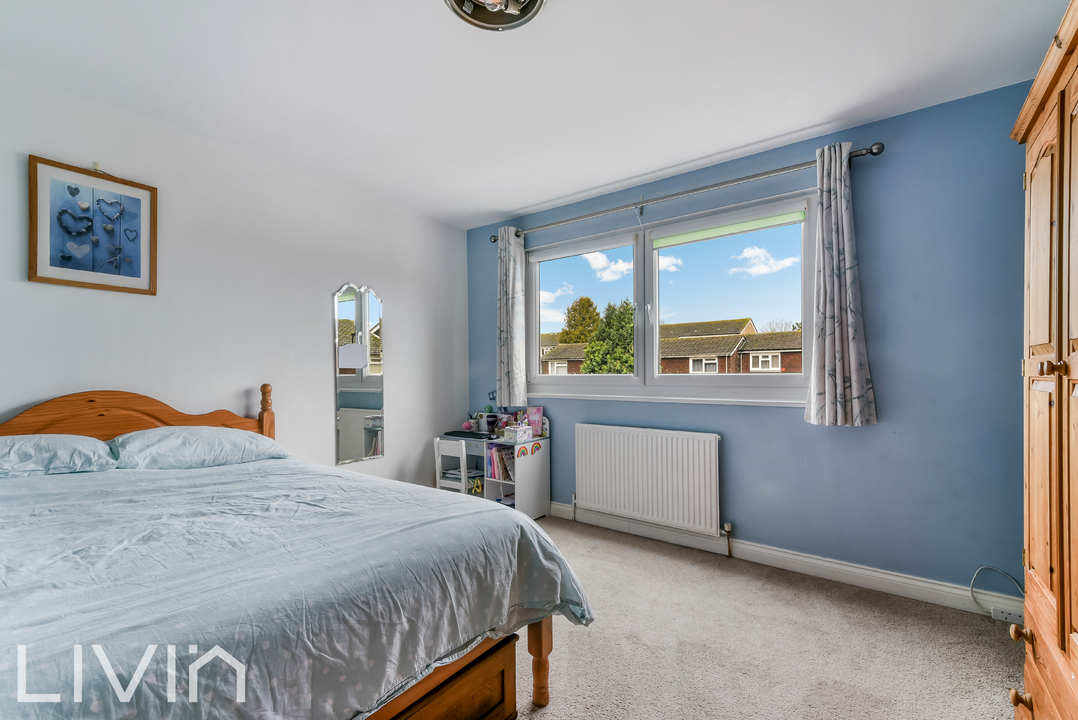 3 bed terraced house for sale in Rusthall Close, Croydon  - Property Image 5