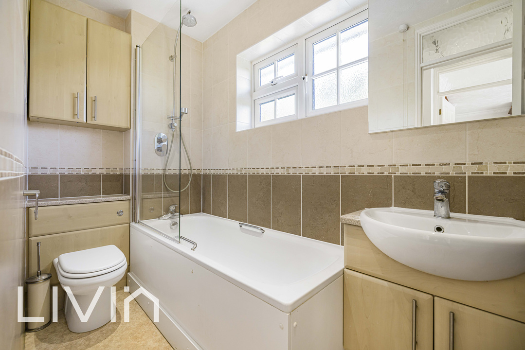 4 bed detached house for sale in Boundary Way, Croydon  - Property Image 17