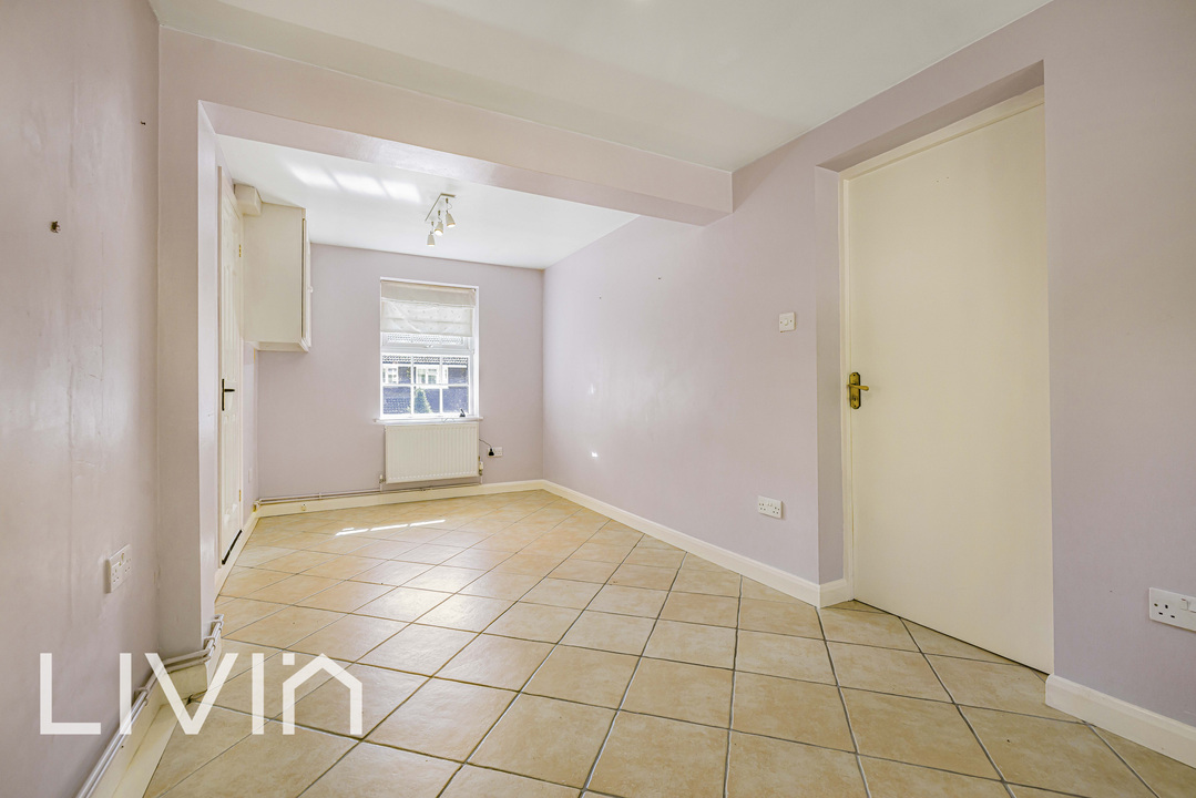 4 bed detached house for sale in Boundary Way, Croydon  - Property Image 13