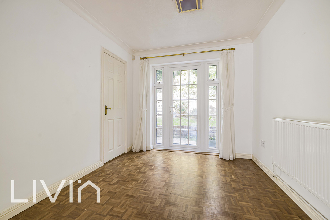 4 bed detached house for sale in Boundary Way, Croydon  - Property Image 12