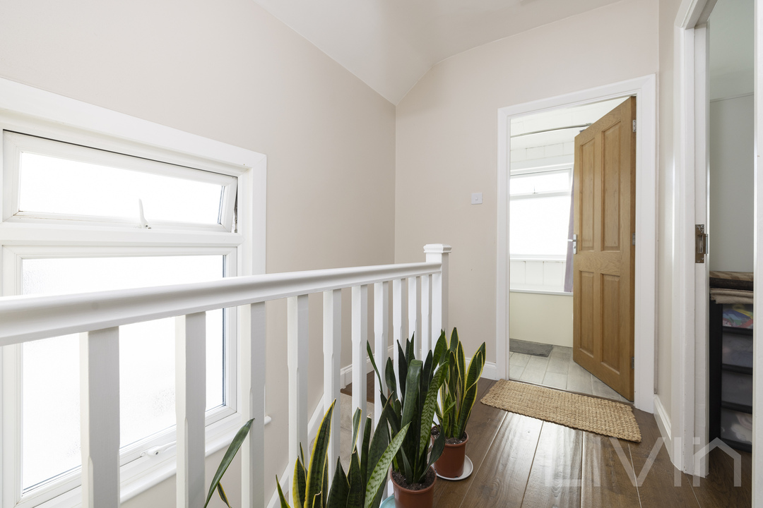 3 bed semi-detached house for sale in Northway Road, Croydon  - Property Image 9