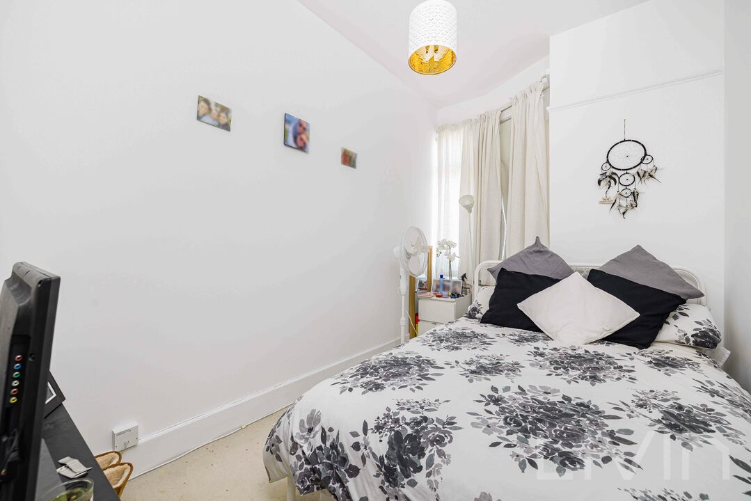 3 bed apartment for sale in Beech House Road, Croydon  - Property Image 8