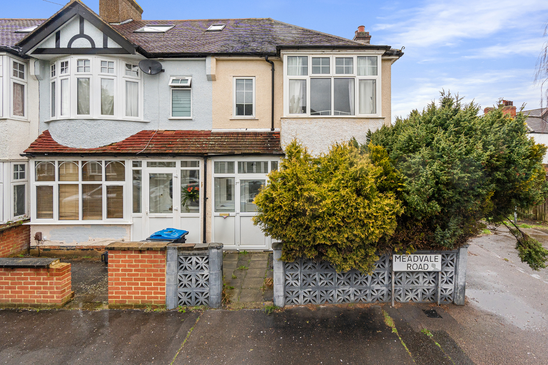 3 bed end of terrace house for sale in Meadvale Road, Croydon 1