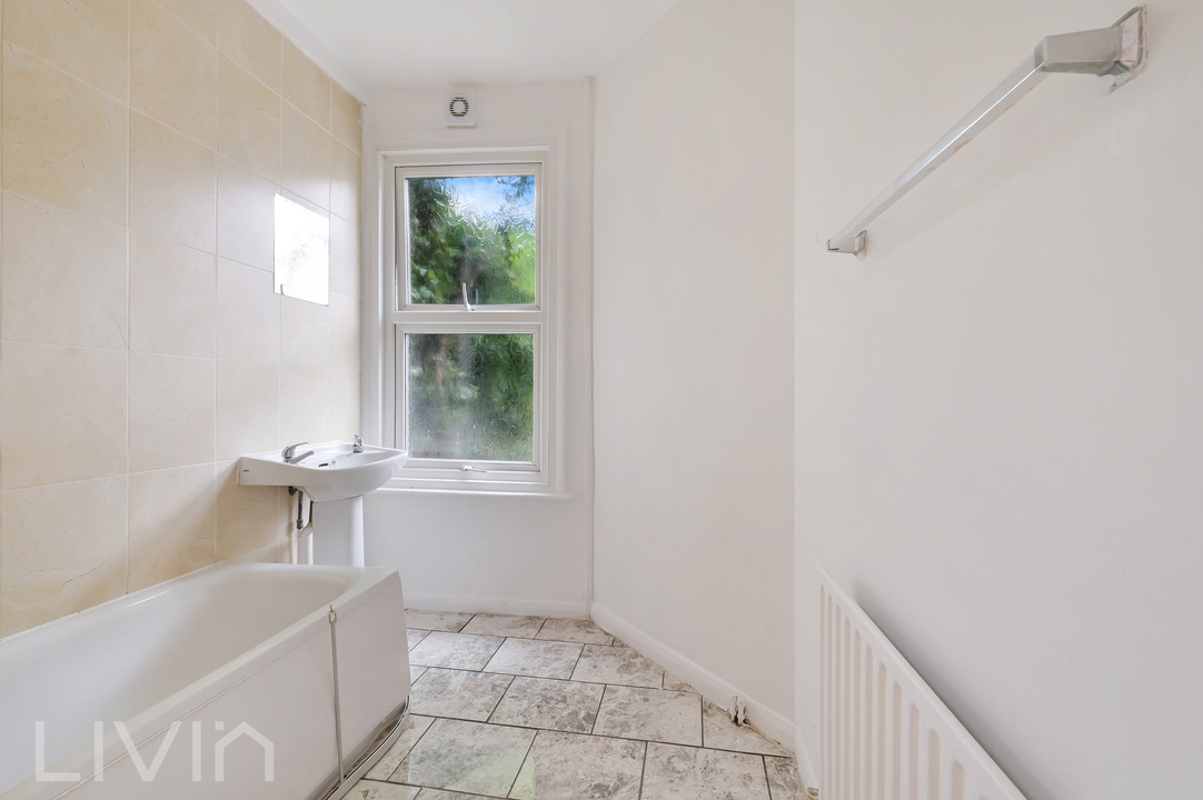 2 bed maisonette for sale in Kettering Street, London 7