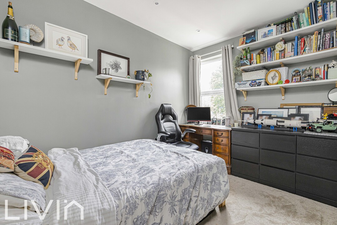 3 bed semi-detached house for sale in Rymer Road, Croydon  - Property Image 9