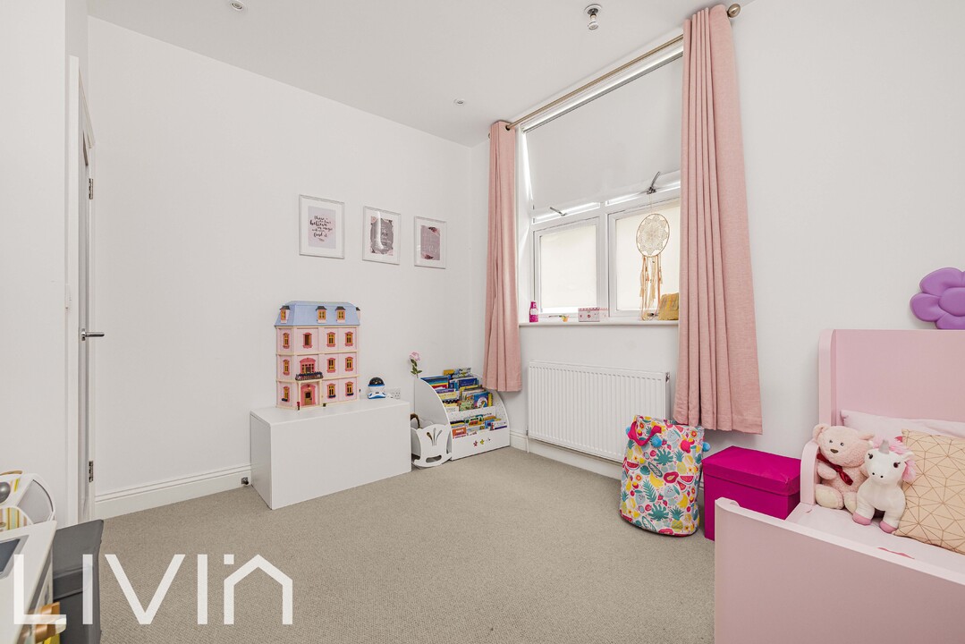 3 bed apartment for sale in Liverpool Road, Thornton Heath  - Property Image 8