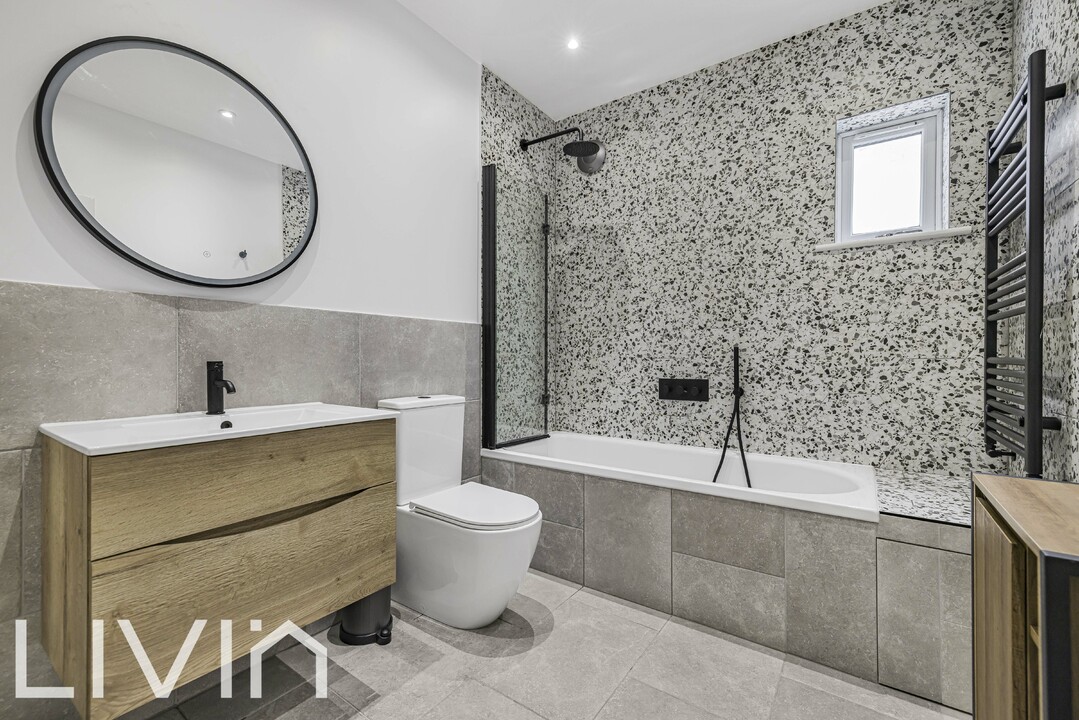 3 bed apartment for sale in Liverpool Road, Thornton Heath 10