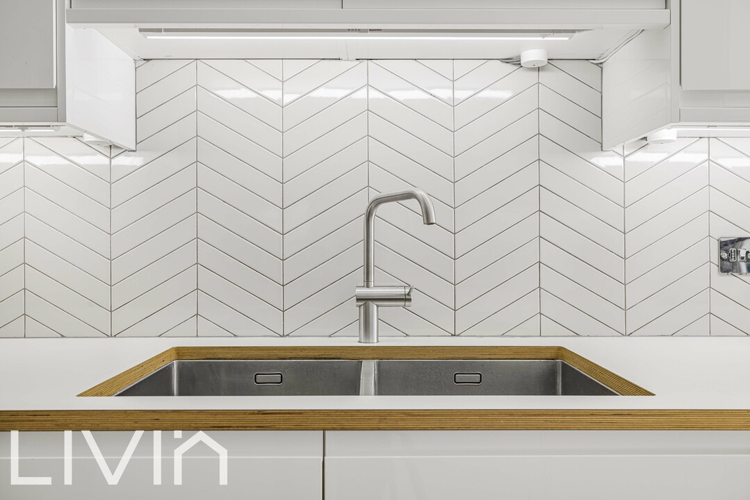 3 bed apartment for sale in Liverpool Road, Thornton Heath 14