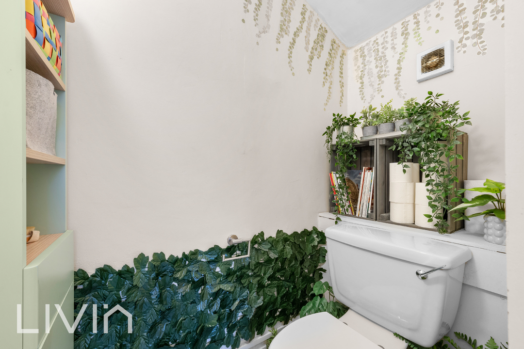 1 bed apartment for sale in St. Saviours Road, Croydon 18