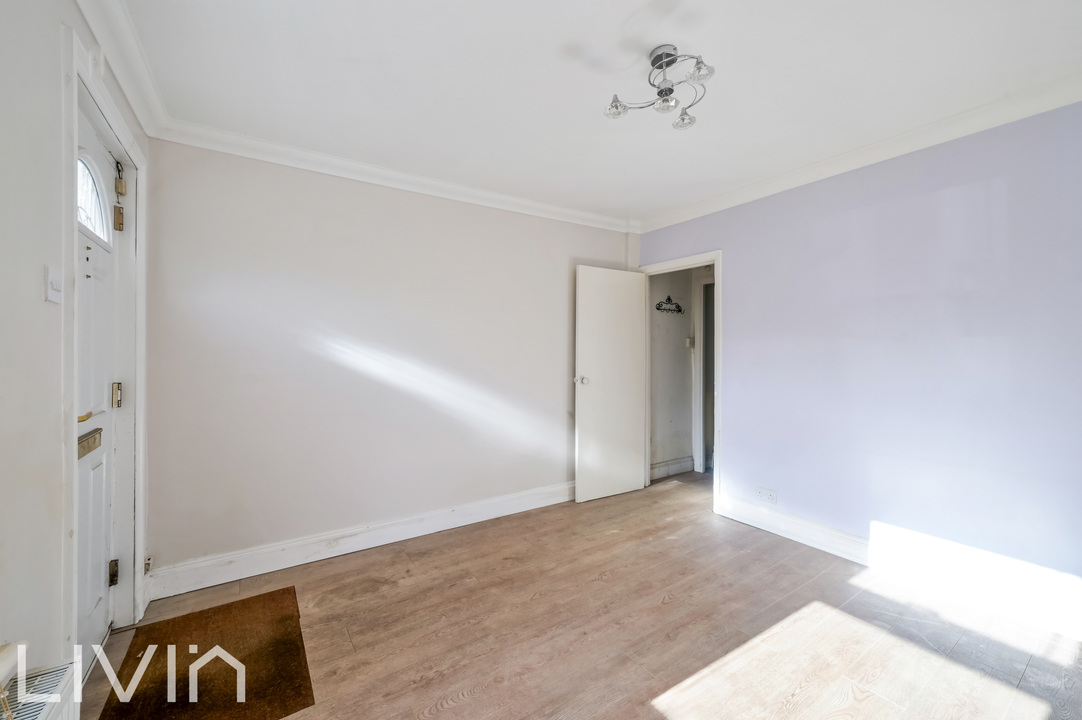 2 bed end of terrace house for sale in Laud Street, Croydon  - Property Image 3