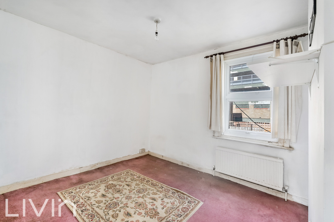 2 bed end of terrace house for sale in Laud Street, Croydon 7