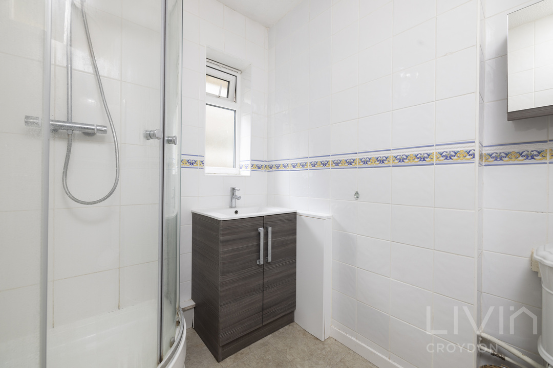 4 bed detached house to rent in Coombe Road, Croydon  - Property Image 15