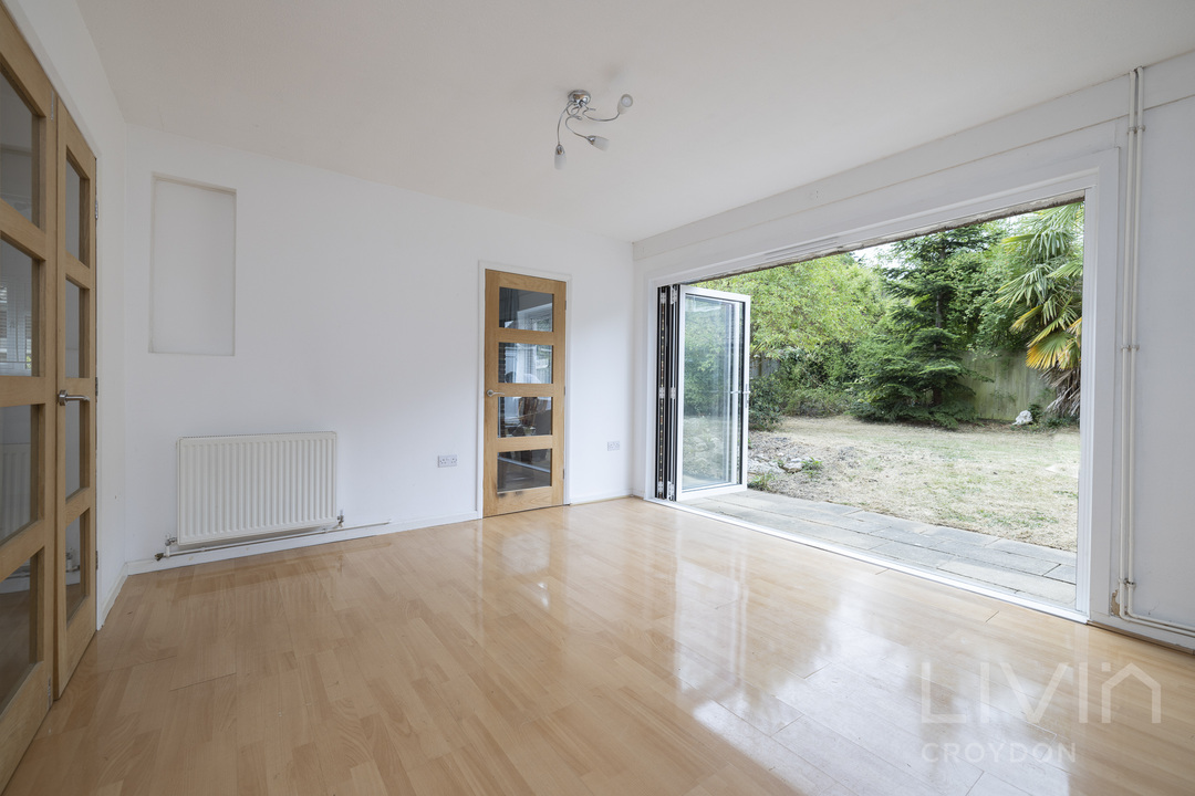4 bed detached house to rent in Coombe Road, Croydon  - Property Image 3