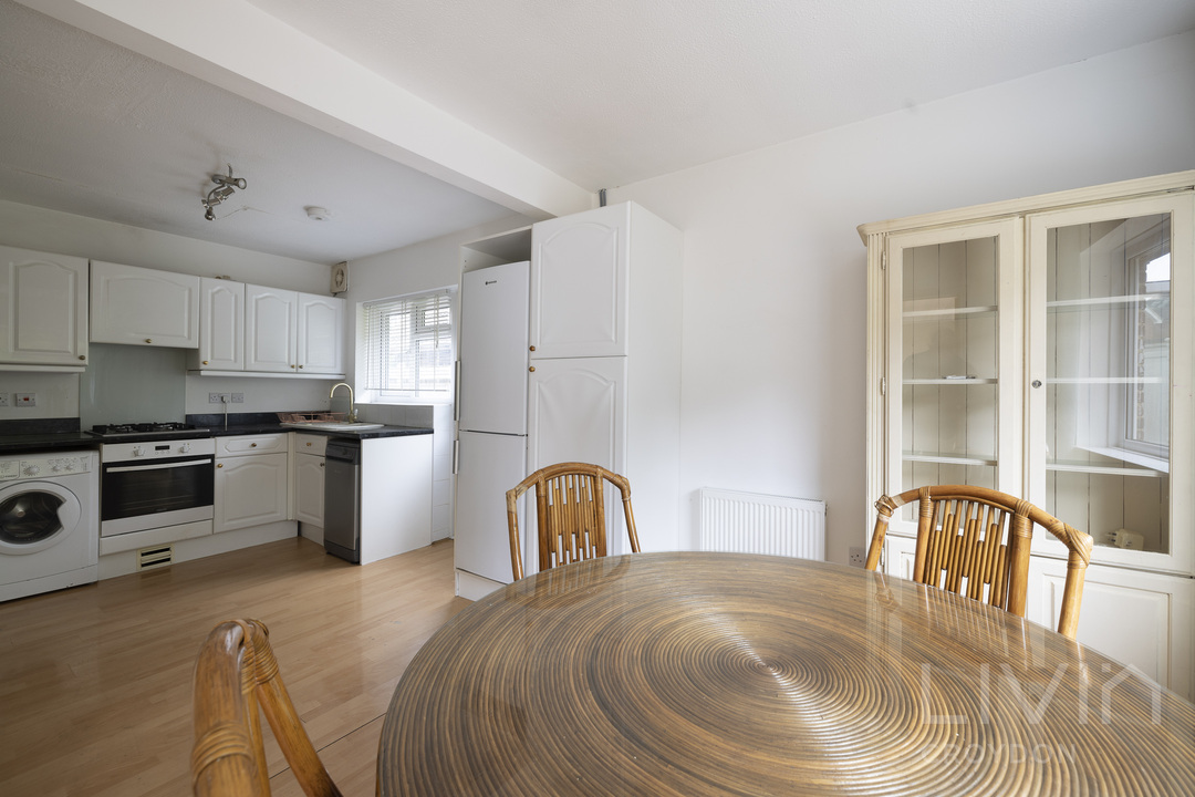 4 bed detached house to rent in Coombe Road, Croydon  - Property Image 11