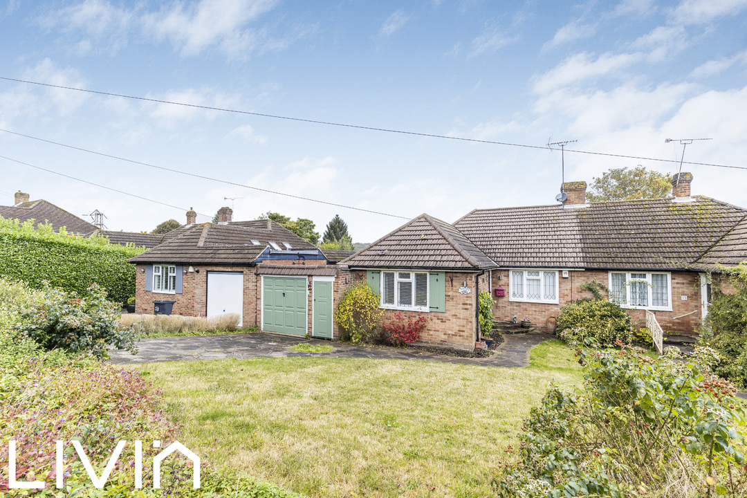 2 bed bungalow for sale in The Ruffetts, South Croydon  - Property Image 1