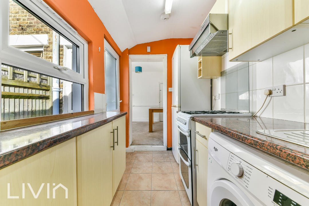 2 bed terraced house to rent in Dartnell Road, Croydon  - Property Image 7