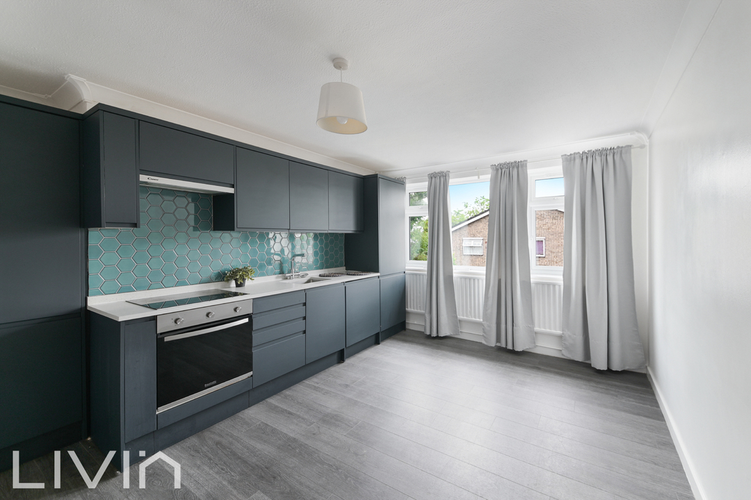 3 bed maisonette for sale in Pampisford Road, South Croydon  - Property Image 5