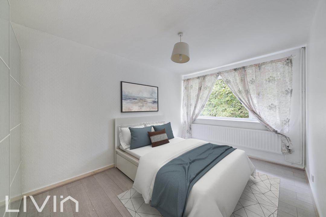 3 bed maisonette for sale in Pampisford Road, South Croydon 4