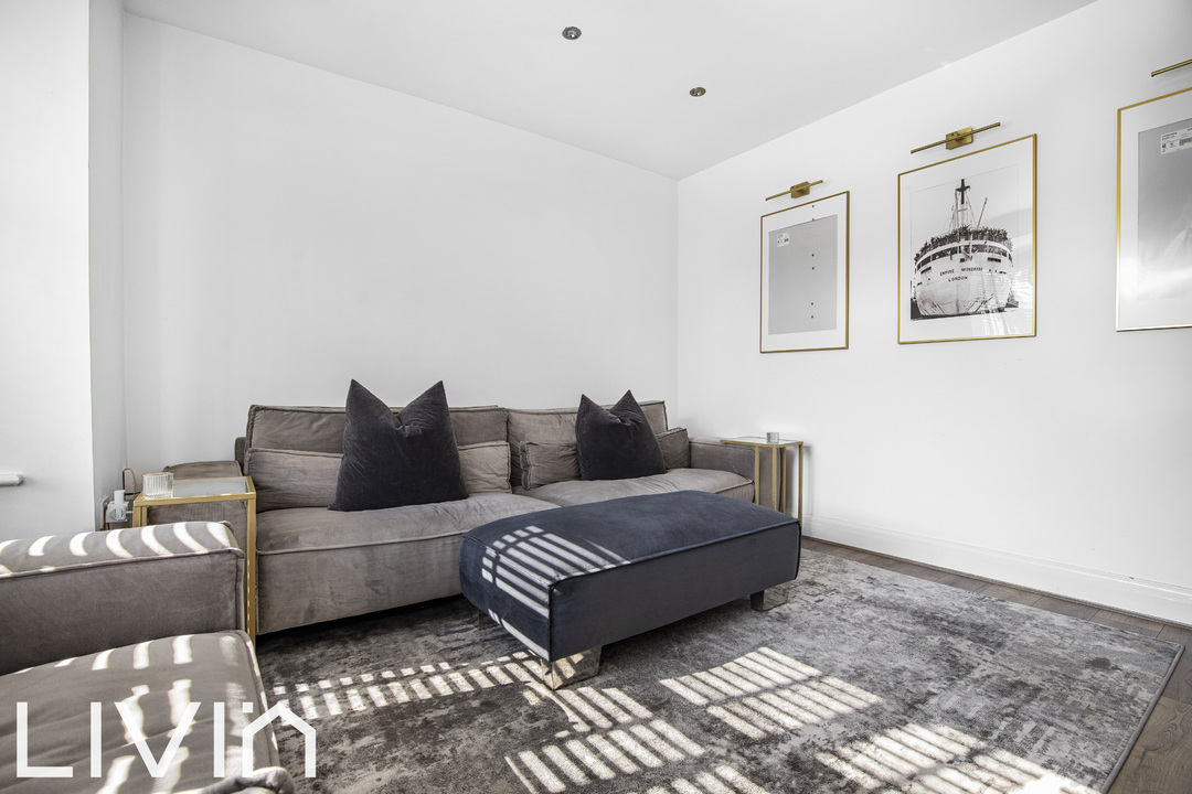 4 bed house for sale in Woodside Park, London 3