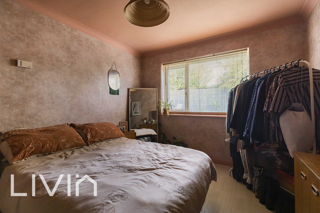 2 bed apartment for sale in Swallowdale, South Croydon  - Property Image 10