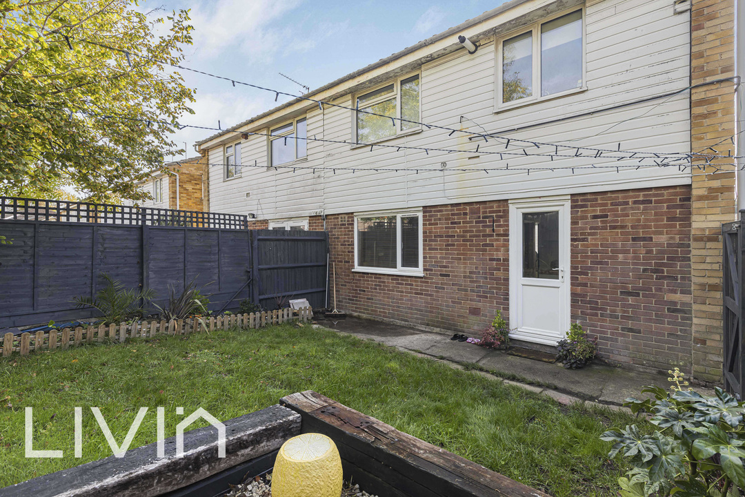 2 bed apartment for sale in Swallowdale, South Croydon  - Property Image 15