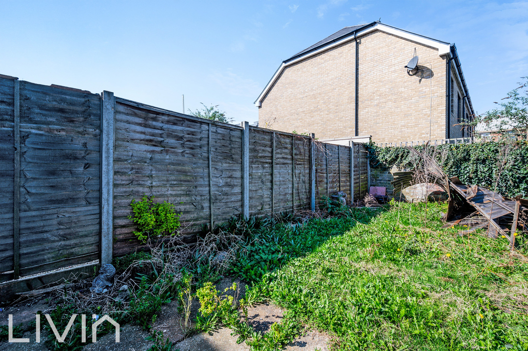 2 bed terraced house for sale in Gloucester Road, Croydon  - Property Image 10