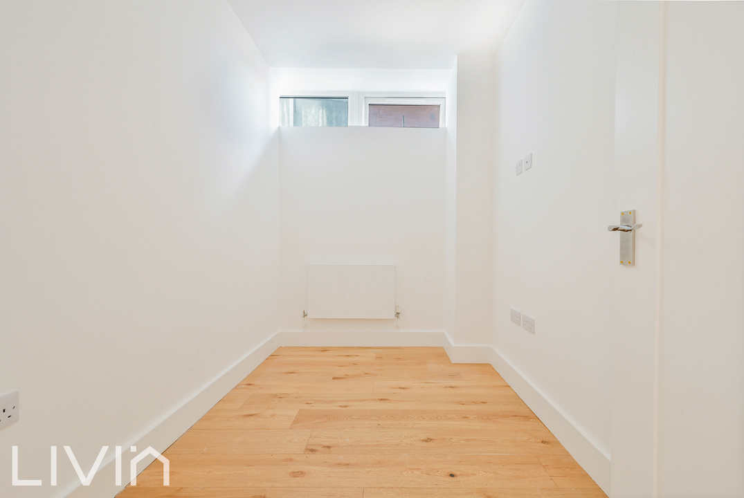 2 bed apartment to rent in High Street, Croydon 5