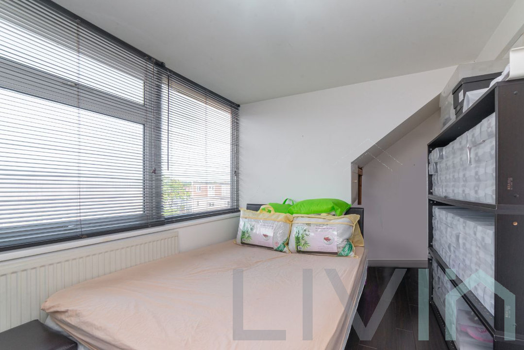 5 bed terraced house for sale in Greenock Road, Streatham 10