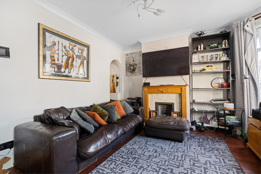 2 bed terraced house for sale in Guildford Road, Croydon  - Property Image 3