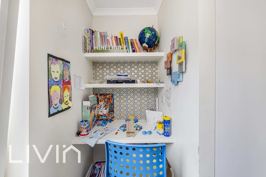 3 bed end of terrace house for sale in Canterbury Road, Croydon 10