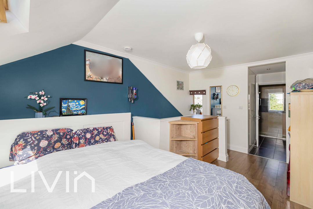 3 bed end of terrace house for sale in Canterbury Road, Croydon 12