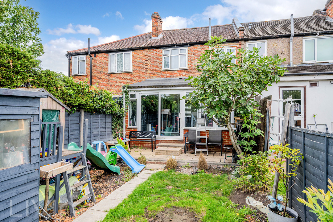 3 bed terraced house for sale in Chilmark Road, London 8