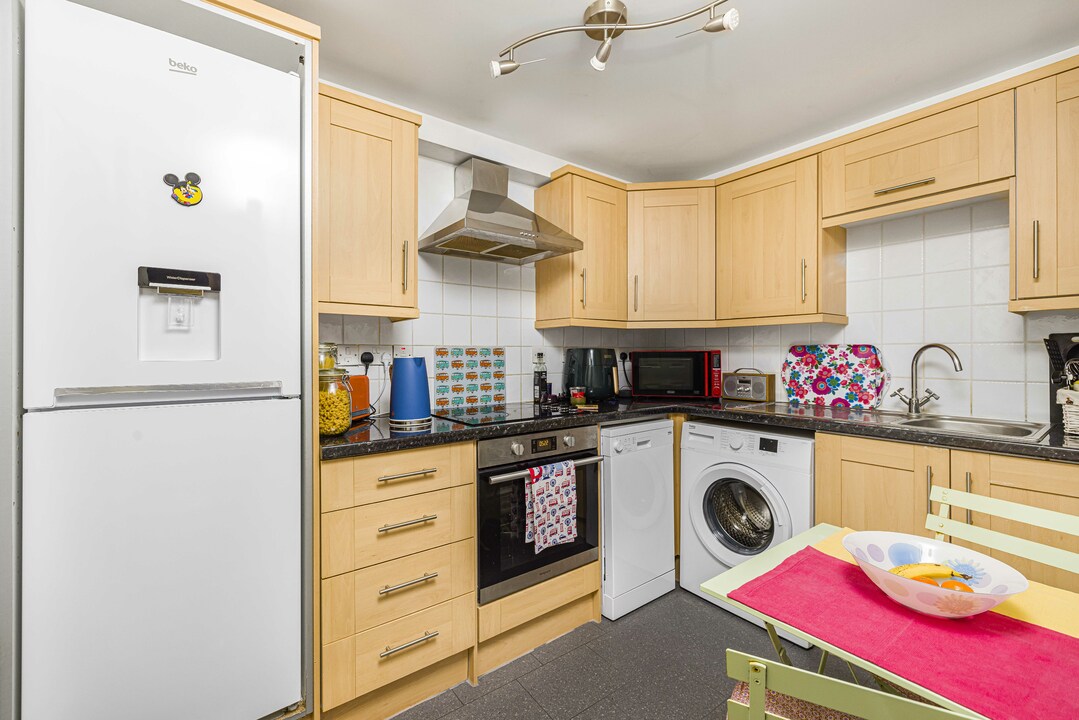 1 bed apartment for sale in Haling Court, South Croydon  - Property Image 7