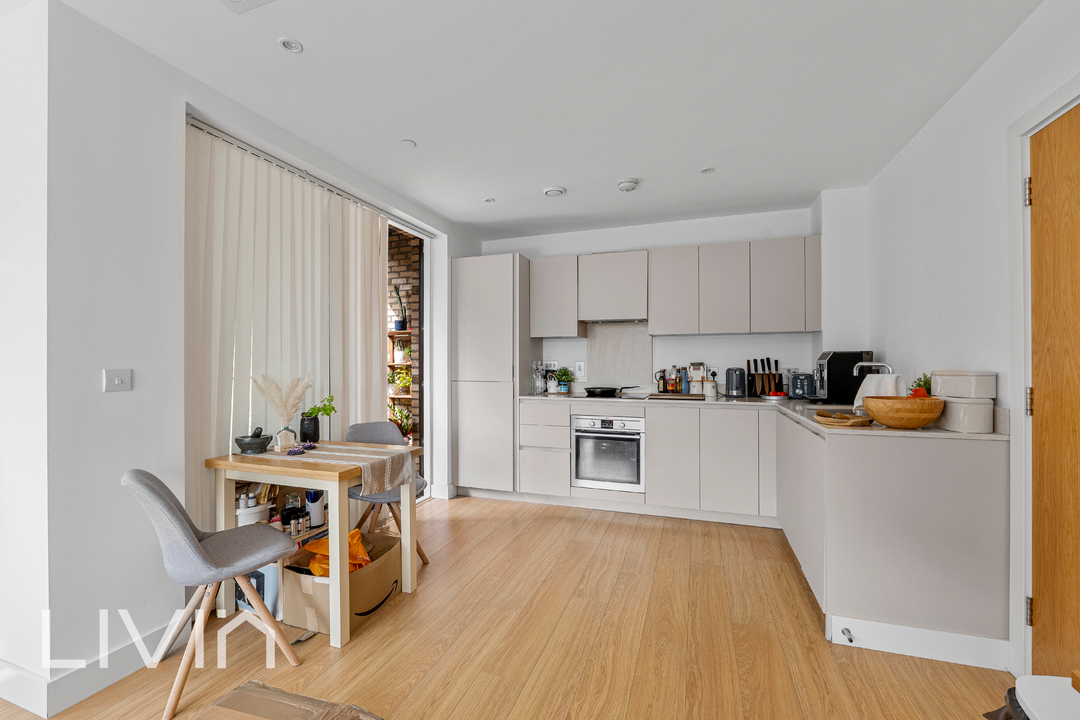 1 bed apartment for sale in Cherry Orchard Road, Croydon  - Property Image 19