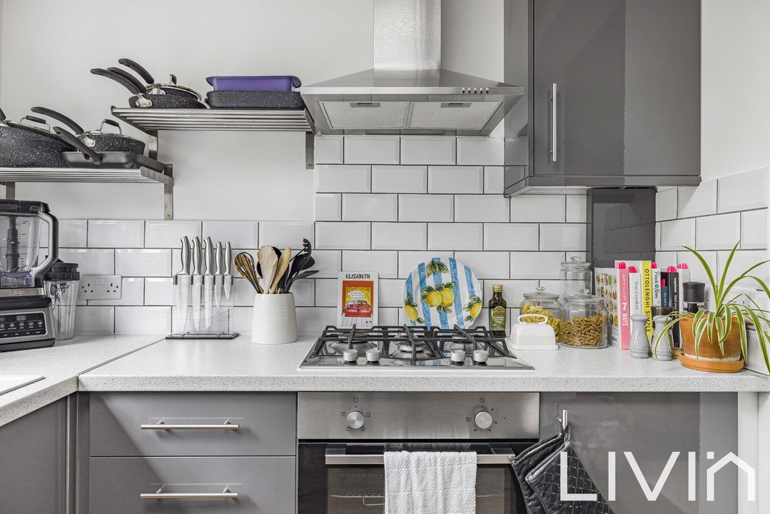 1 bed apartment for sale in Elgin Road, Croydon 7