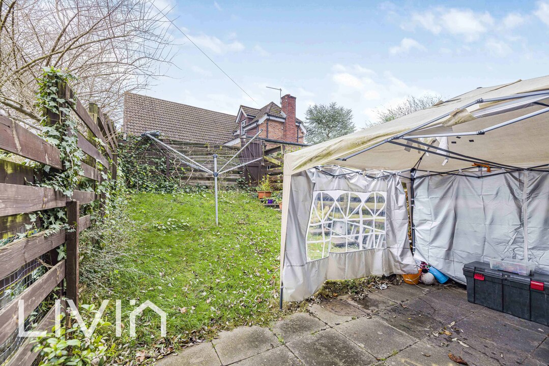 4 bed town house for sale in Willow Mount, Croydon 5