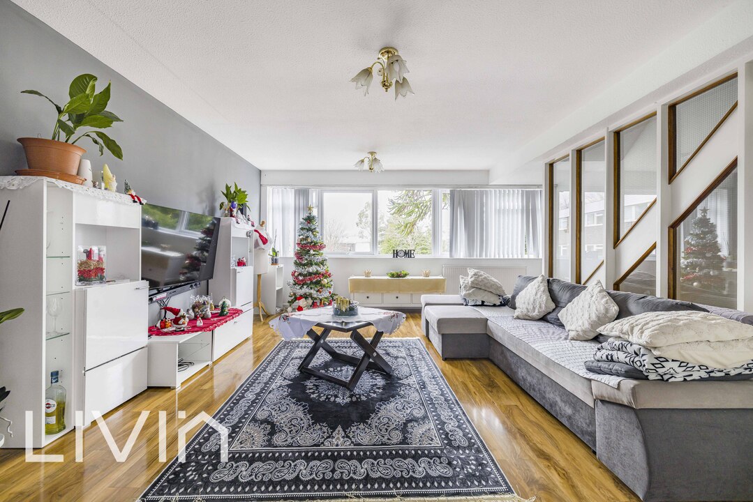 4 bed town house for sale in Willow Mount, Croydon 1